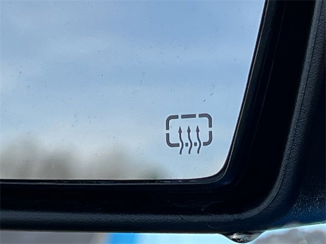 Certified 2024 Jeep Compass Latitude w/ Convenience Group image 40