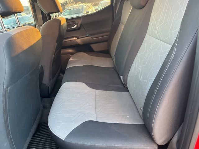 Used 2021 Toyota Tacoma TRD Off-Road image 10