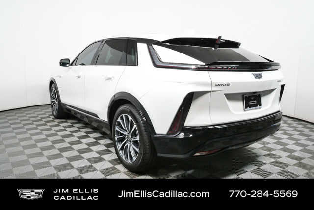 Used 2024 Cadillac Lyriq Sport AWD/4WD image 29