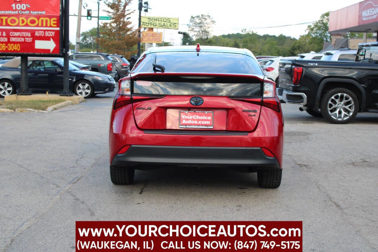 Used 2021 Toyota Prius XLE 4dr Hatchback image 6