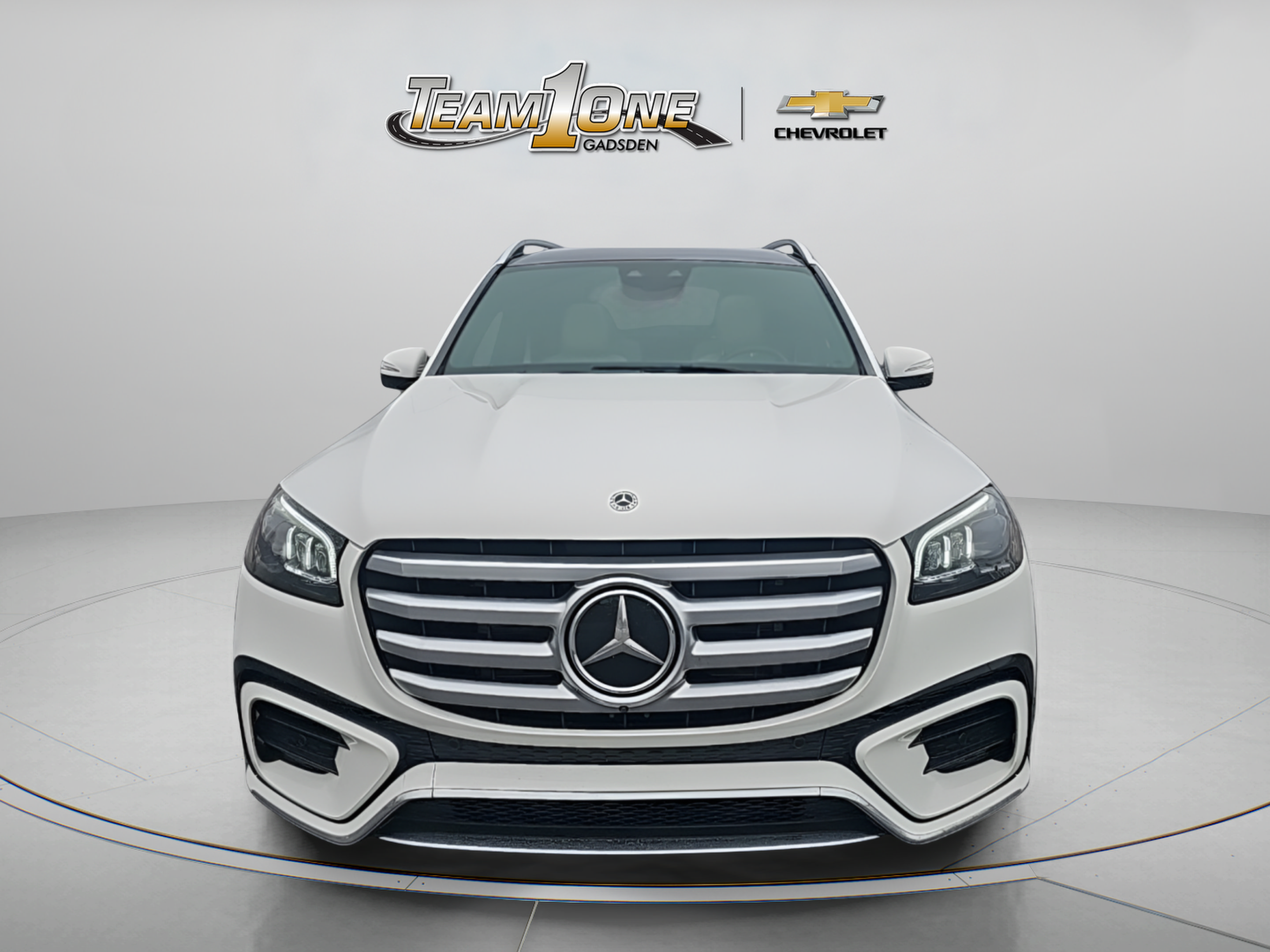 Used 2024 Mercedes-Benz GLS 450 4MATIC image 2