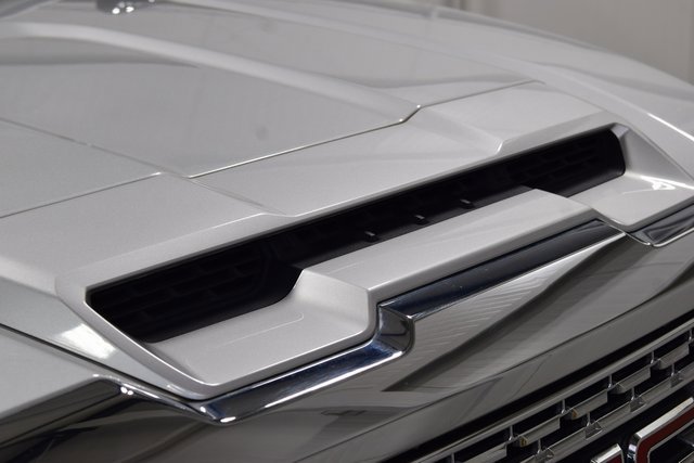 Used 2023 GMC Sierra 2500 Denali w/ Denali Ultimate Package image 16