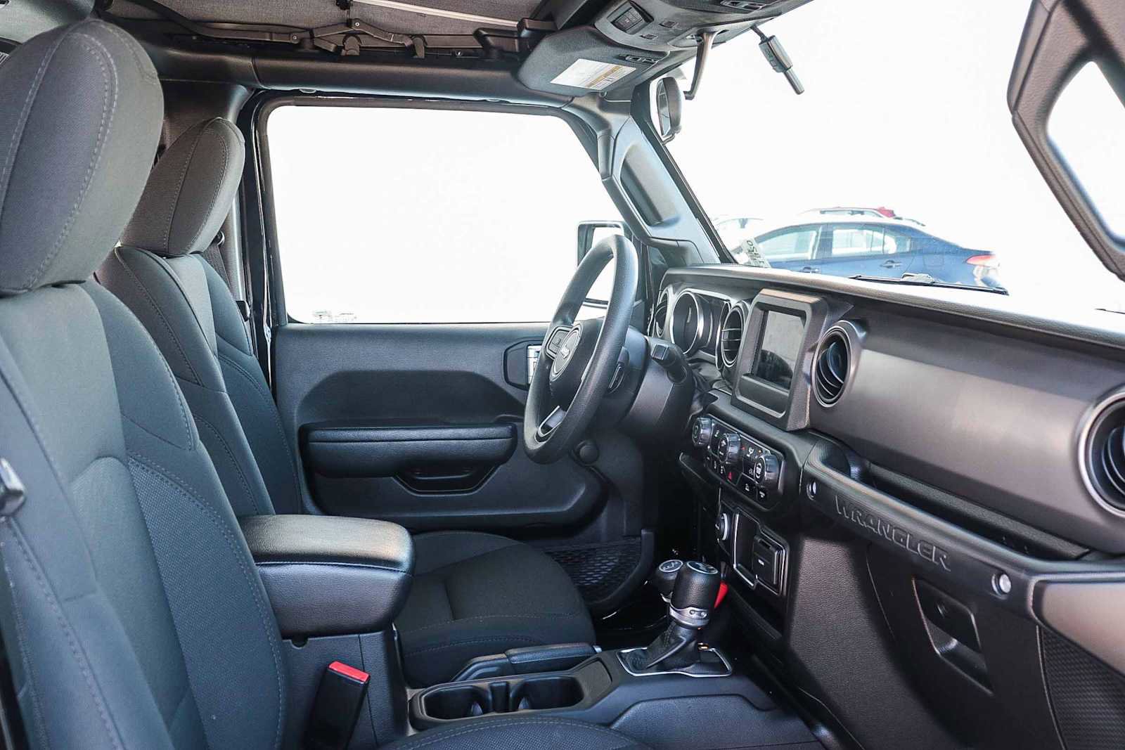 Used 2022 Jeep Wrangler Unlimited Sport image 15