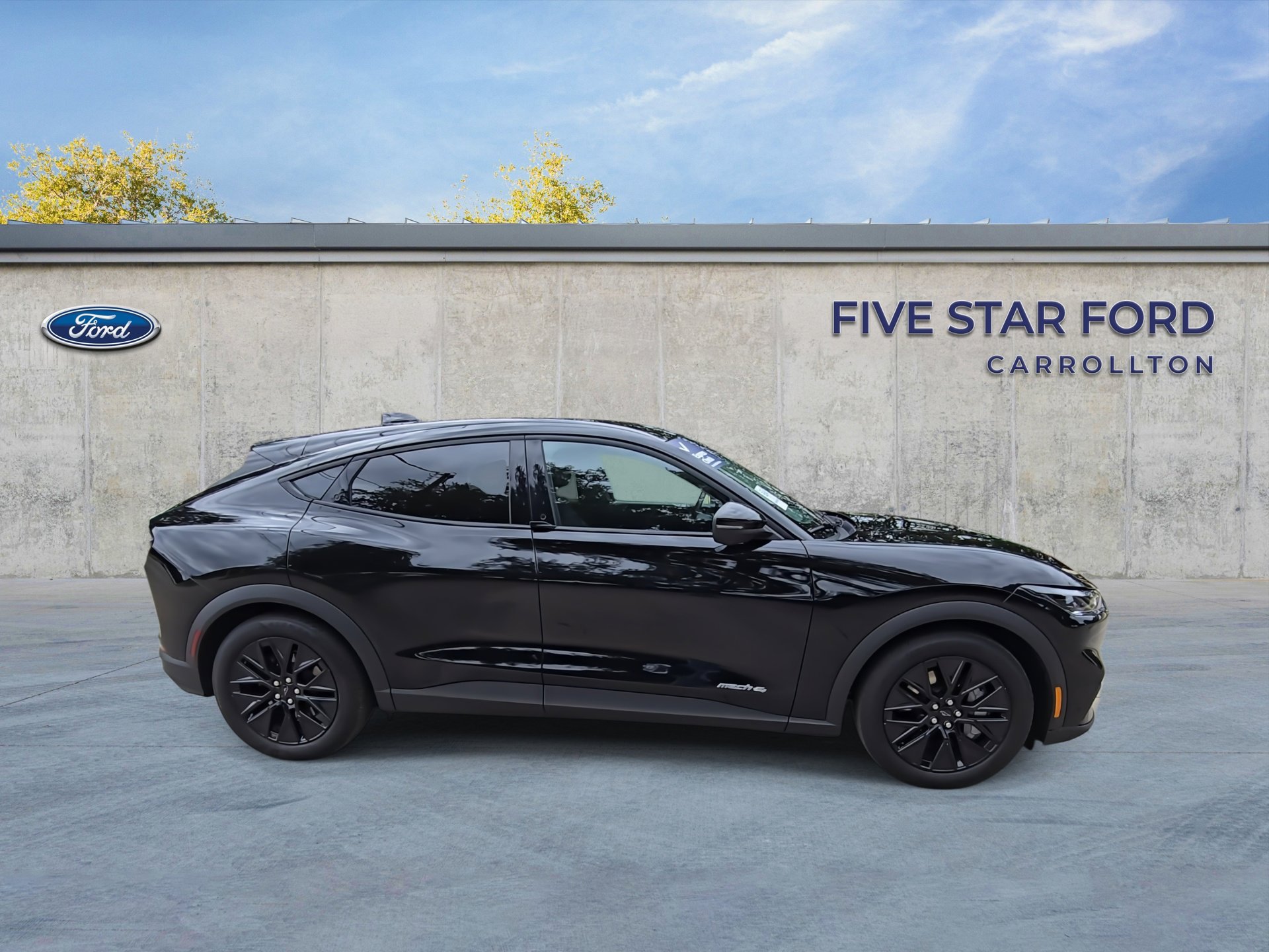 Used 2025 Ford Mustang Mach-E Select AWD/4WD image 9