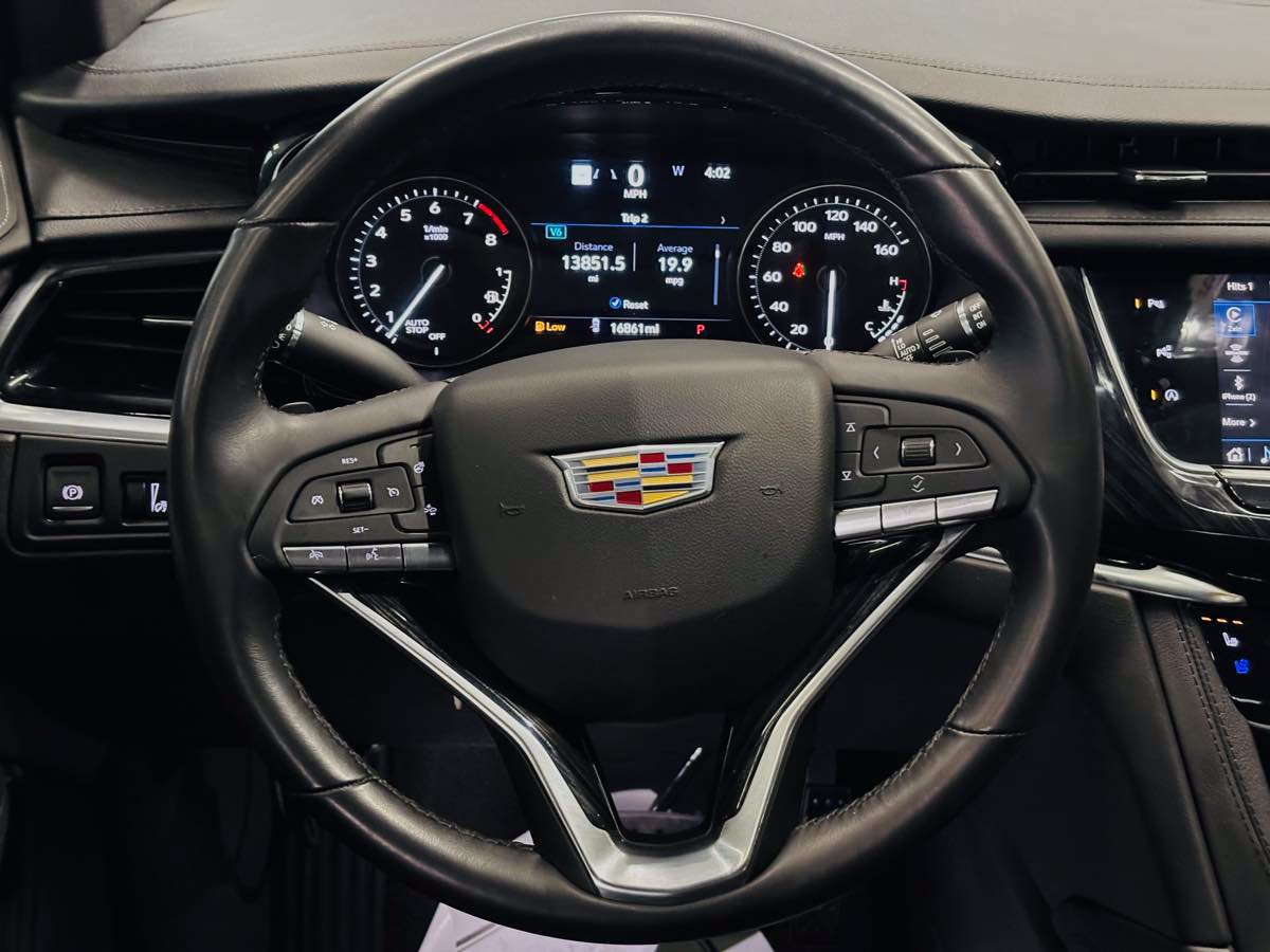 Used 2024 Cadillac XT6 Premium Luxury w/ Technology Package FWD image 53