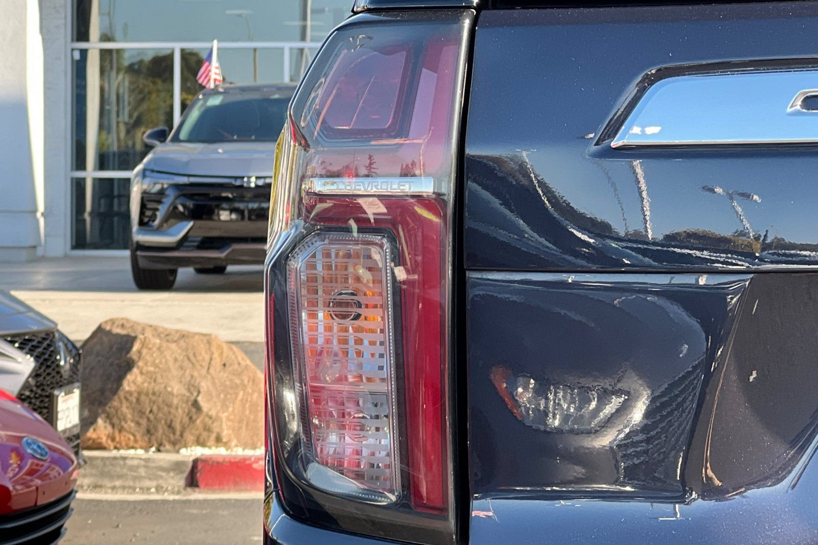 Used 2023 Chevrolet Suburban Premier AWD/4WD image 45