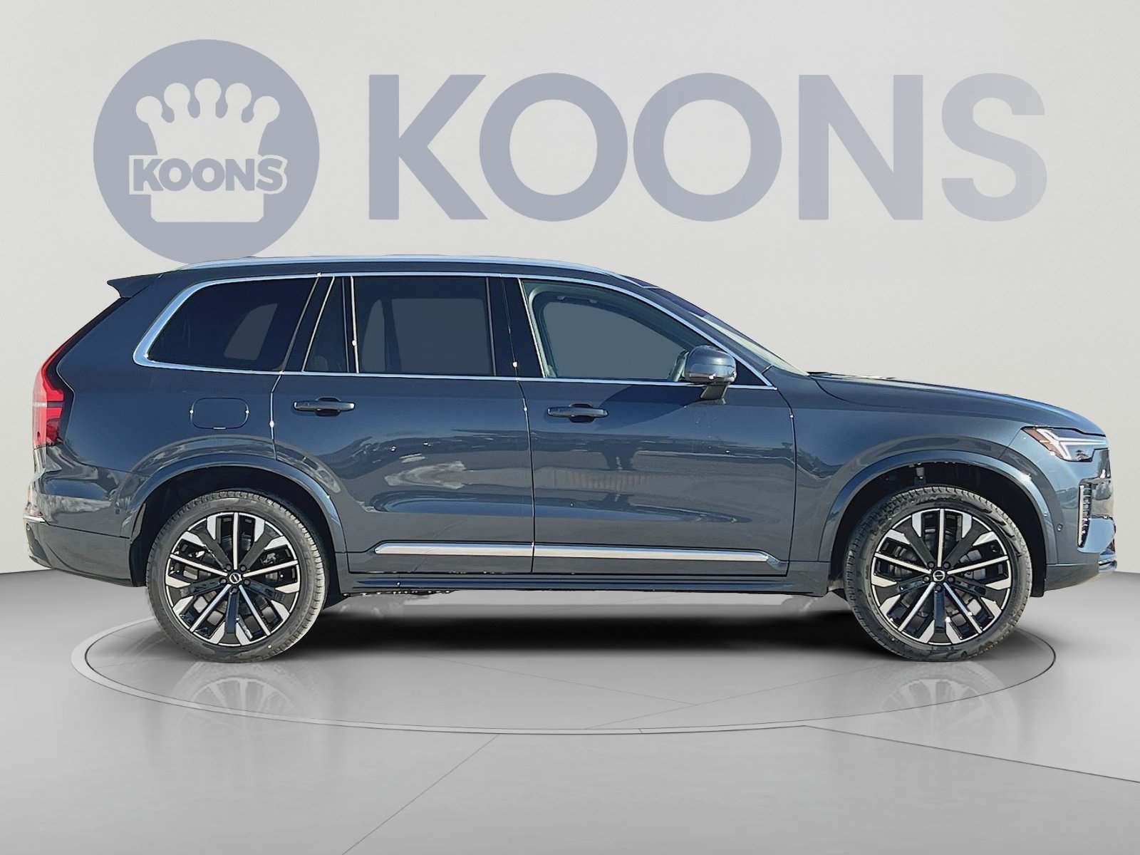 New 2026 Volvo XC90 B6 Plus w/ Protection Package Premier AWD/4WD image 17
