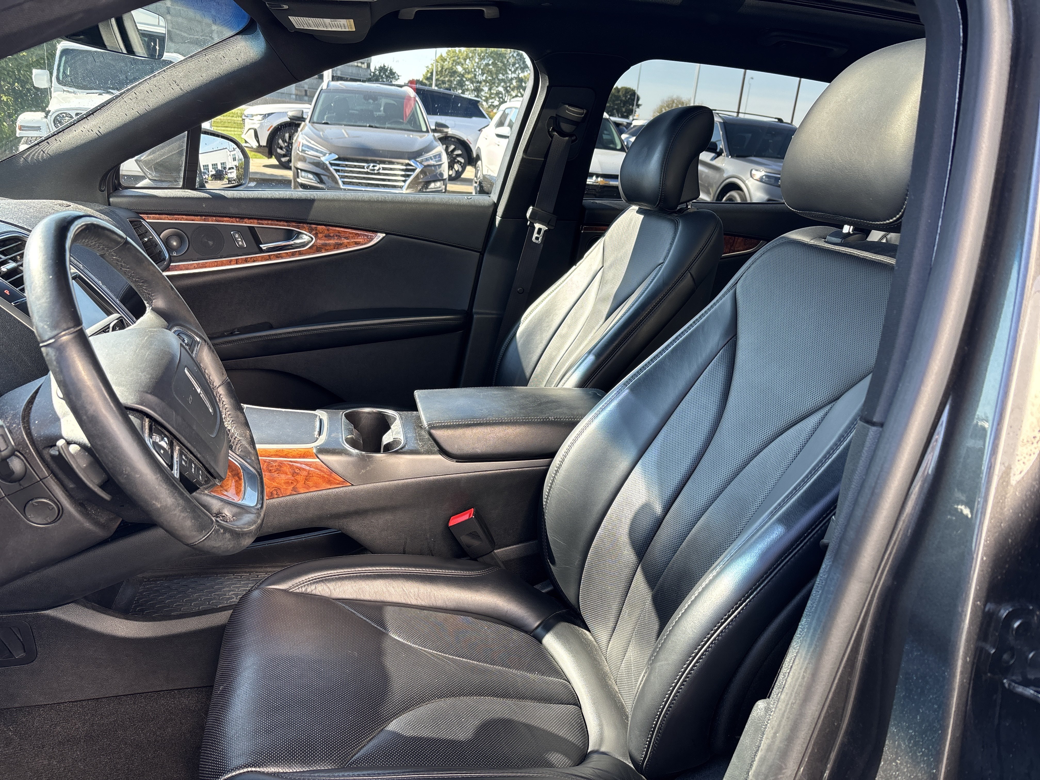 Used 2019 Lincoln Nautilus Reserve AWD/4WD image 7