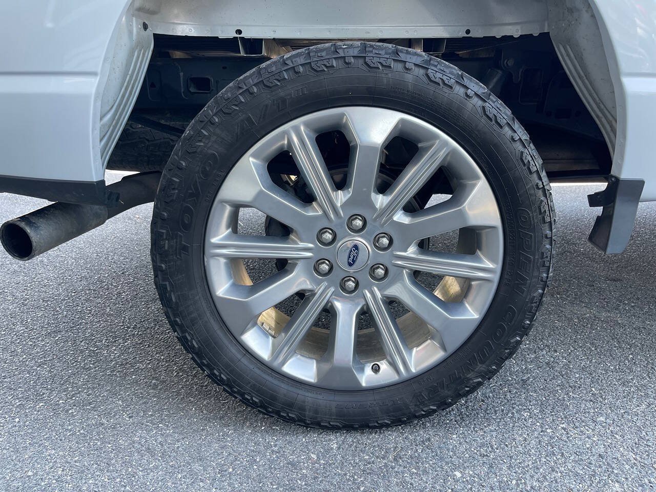 Used 2021 Ford F150 Lariat AWD/4WD image 11