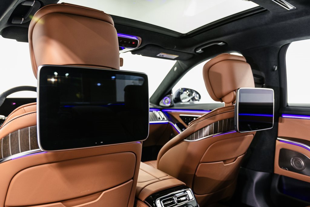 Used 2024 Mercedes-Benz S 63 AMG S image 30