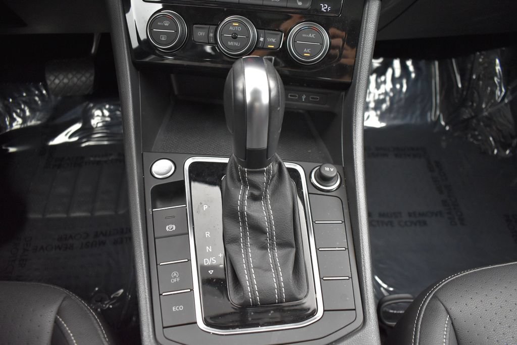 Used 2021 Volkswagen Jetta SE FWD image 10
