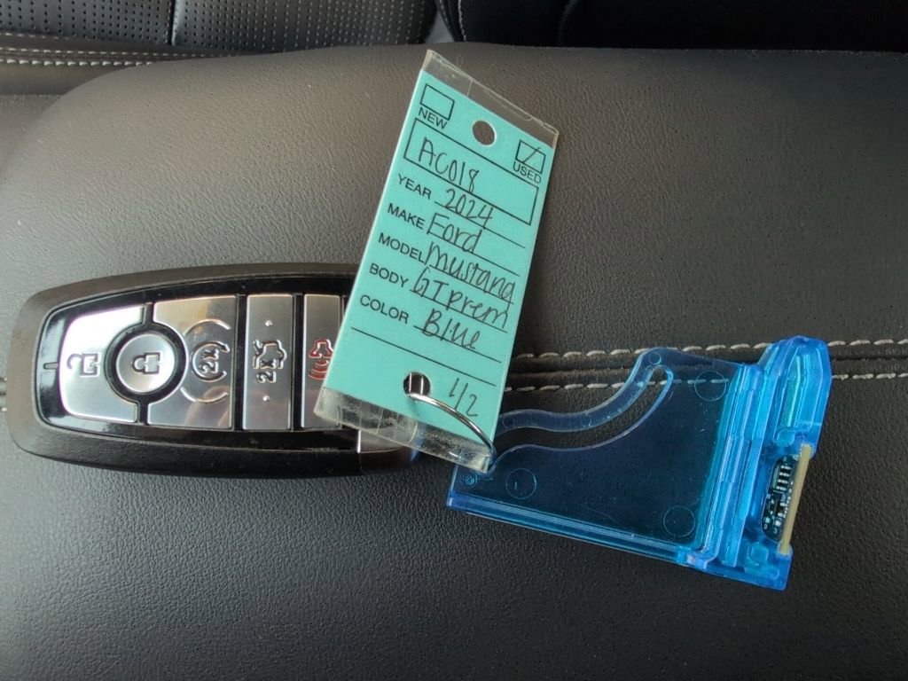 Used 2024 Ford Mustang GT Premium image 12