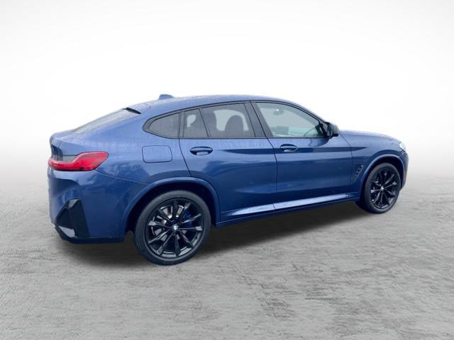 Used 2022 BMW X4 M40i w/ Premium Package image 7