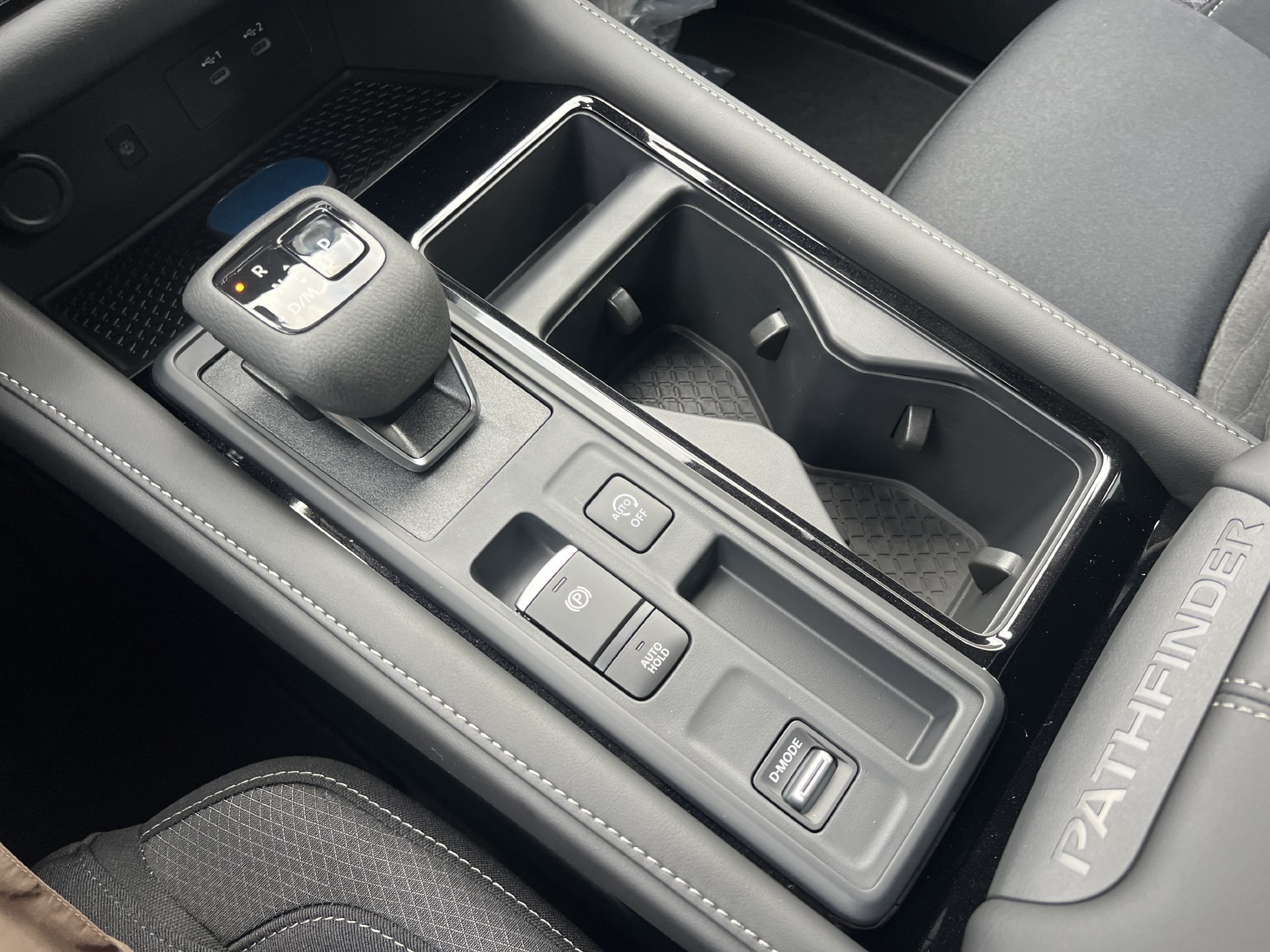 New 2026 Nissan Pathfinder SV FWD image 8