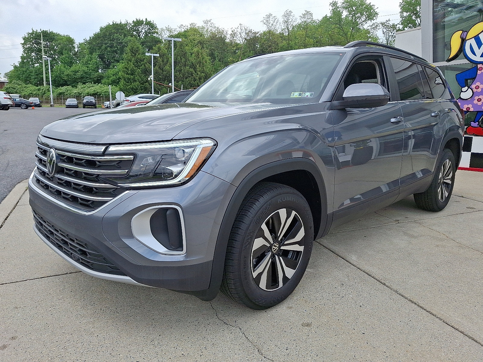 New 2025 Volkswagen Atlas SE image 2