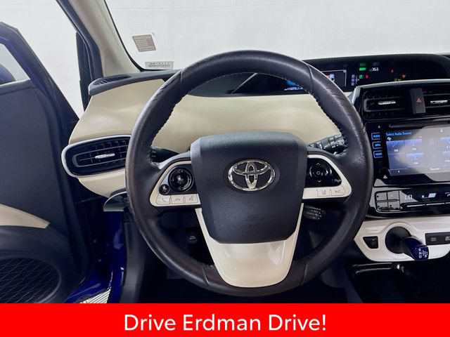 Certified 2018 Toyota Prius Three FWD image 11