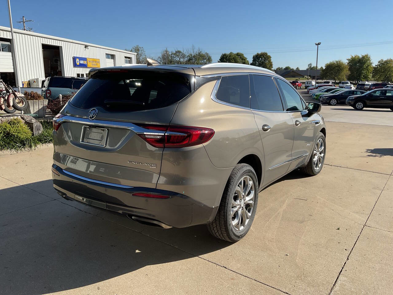 Used 2019 Buick Enclave Avenir w/ Avenir Technology Package image 8