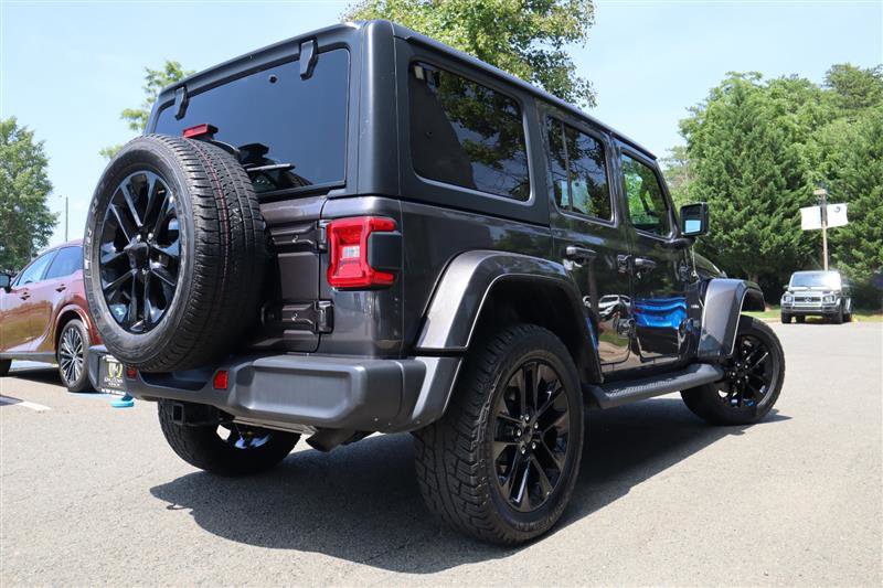 Used 2022 Jeep Wrangler Unlimited Sahara w/ Cold Weather Group image 4