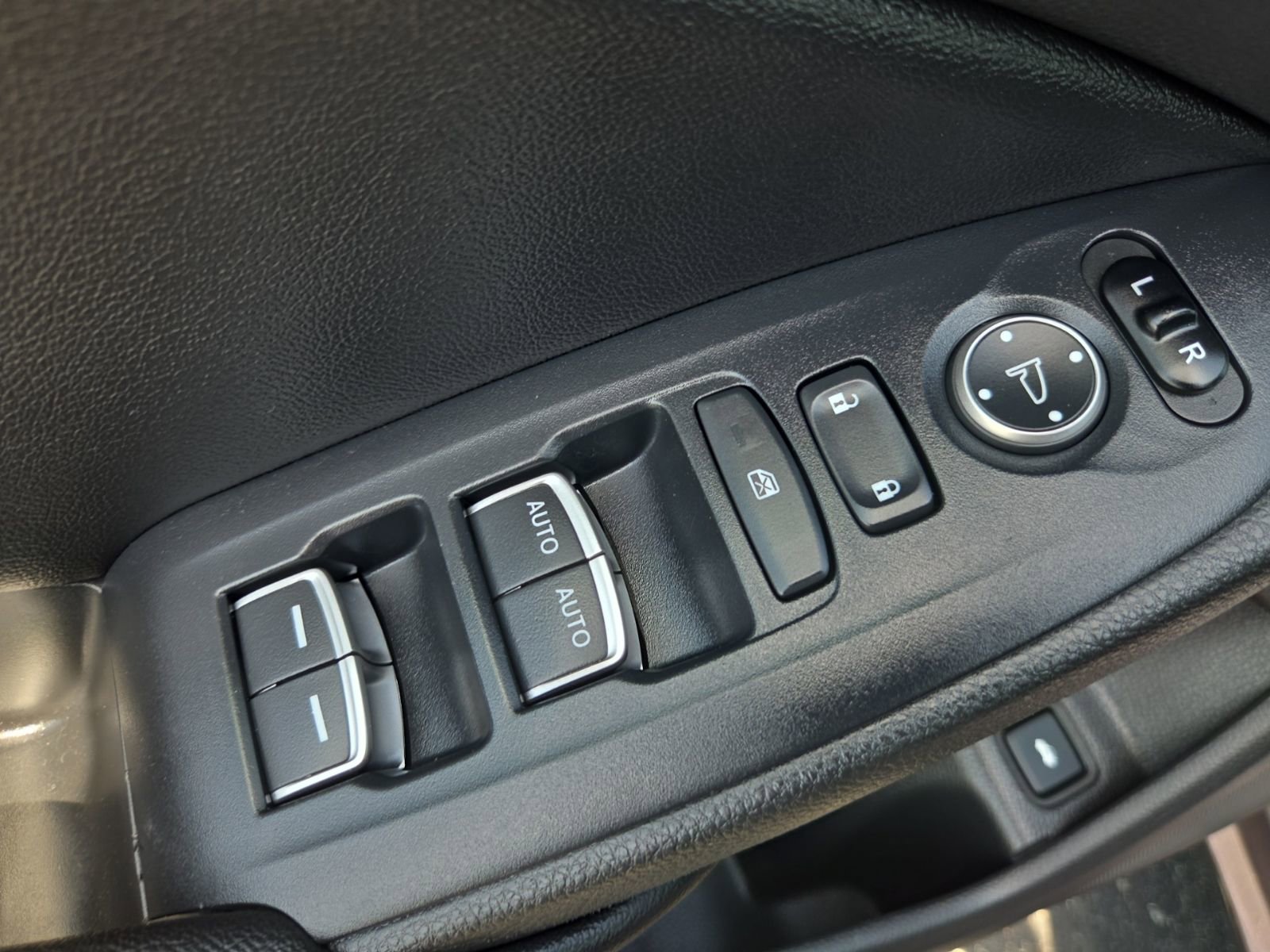Used 2020 Honda Accord Sport image 18
