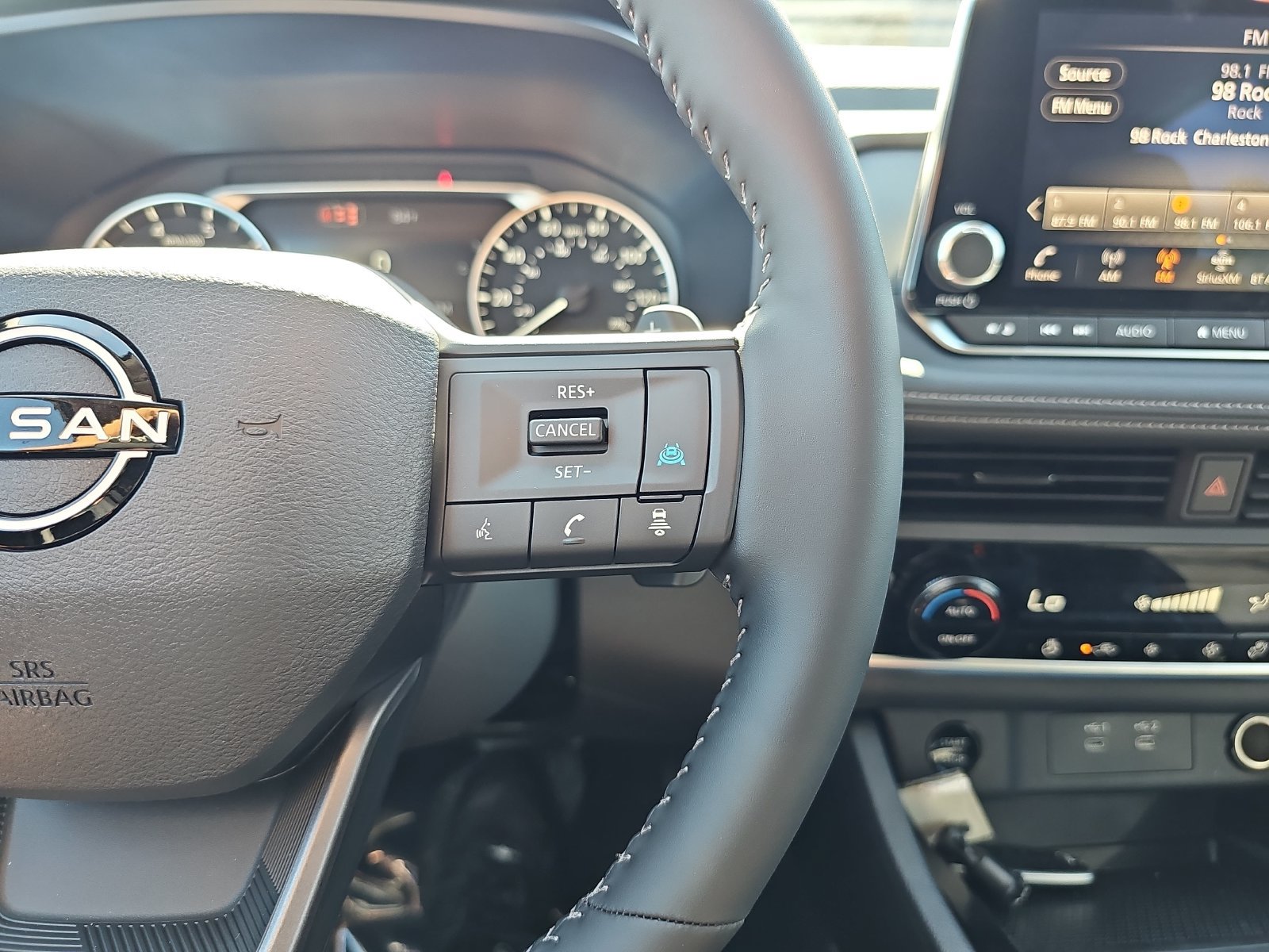 New 2027 Nissan Rogue Dark Armor FWD image 22