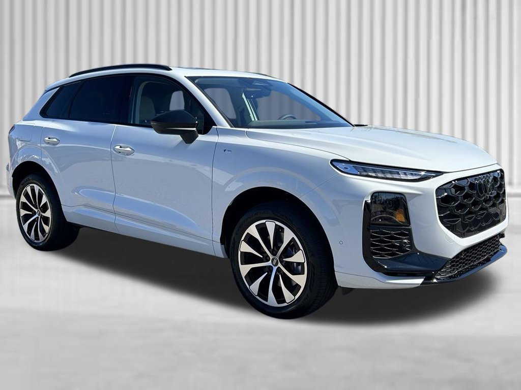 New 2026 Audi Q3 quattro 2.0T AWD/4WD image 6