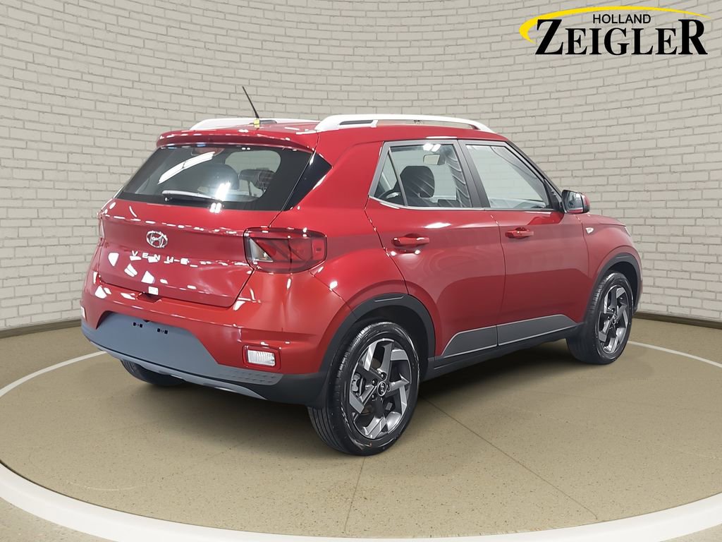 New 2025 Hyundai Venue Limited image 5
