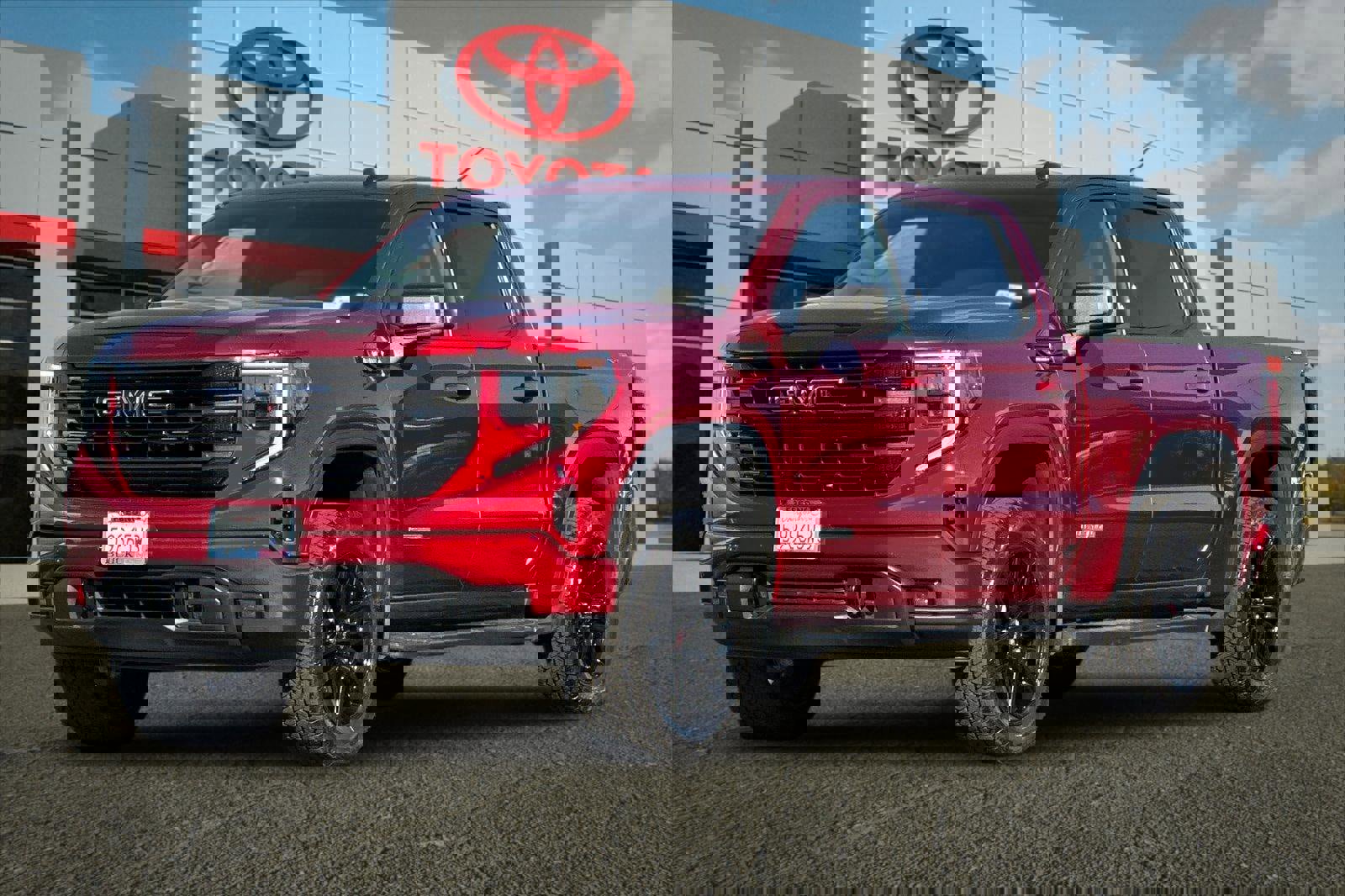 Used 2023 GMC Sierra 1500 Elevation w/ LPO, Elevation Black Package image 7