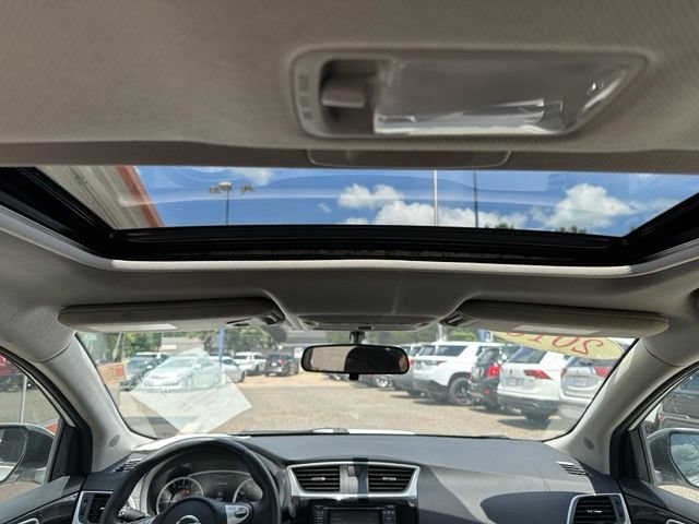 Used 2016 Nissan Sentra SV w/ Style Package FWD image 17