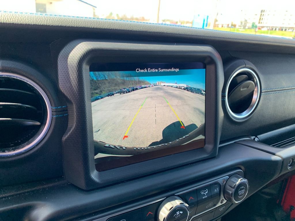 Used 2021 Jeep Wrangler Unlimited Rubicon 4xe image 24