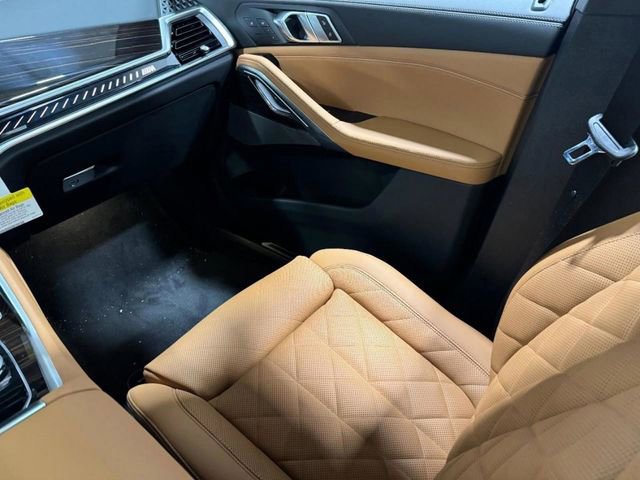 New 2026 BMW X6 M60i image 18