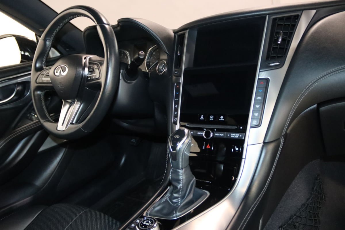 Used 2021 INFINITI Q60 3.0t Luxe w/ Essential Package RWD image 57