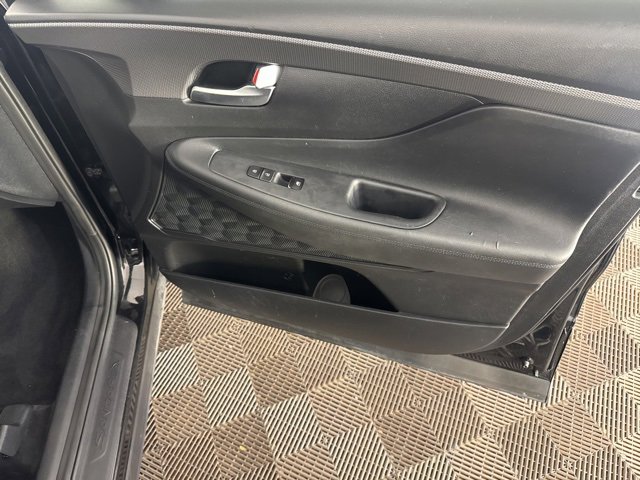 Used 2019 Hyundai Santa Fe SEL image 19