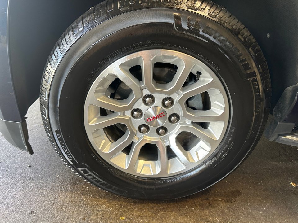 Used 2019 GMC Yukon SLT w/ Open Road Package image 30