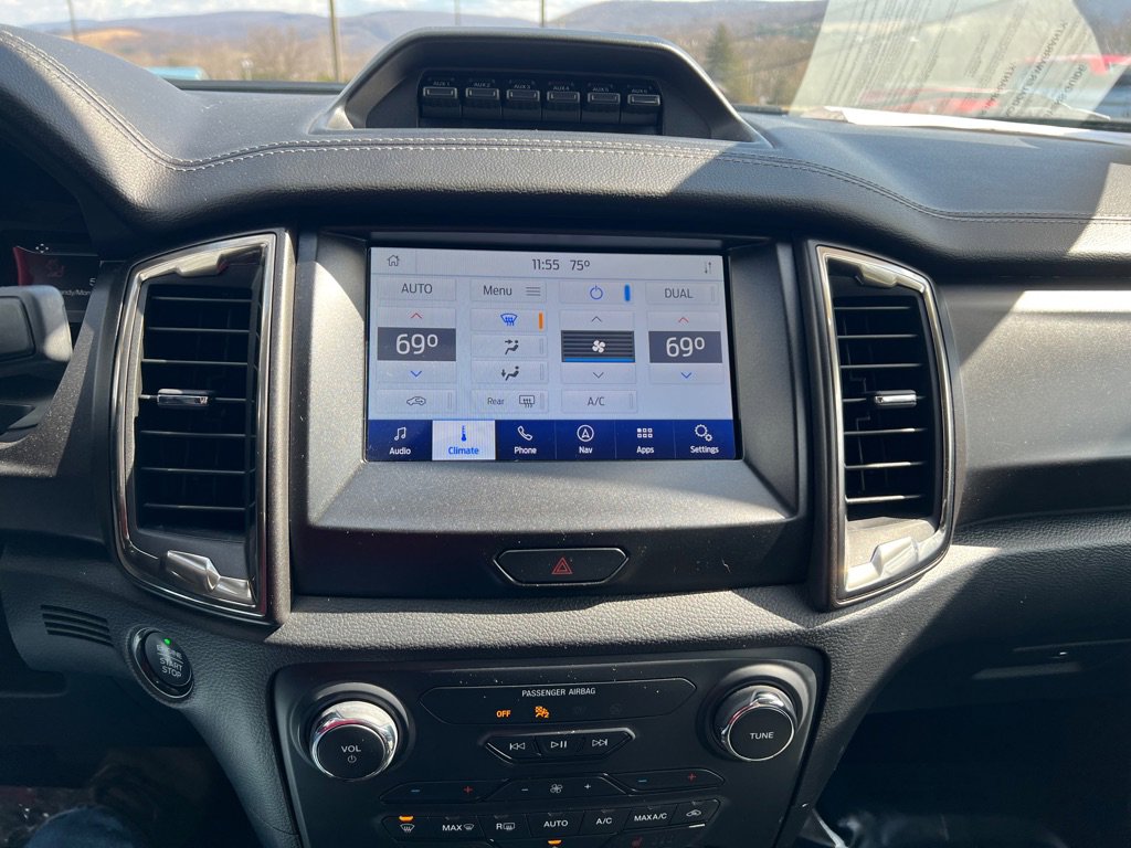 Used 2021 Ford Ranger Lariat w/ Tremor Off-Road Package image 28