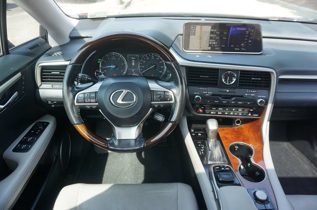 Used 2018 Lexus RX 350L FWD image 5