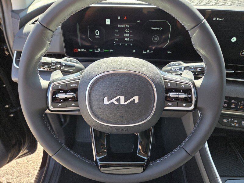 New 2026 Kia Carnival SX FWD image 12