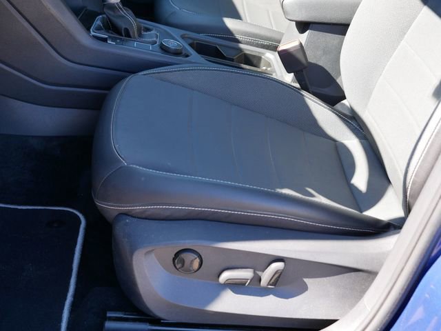 Certified 2023 Volkswagen Taos SE w/ Panoramic Sunroof Package image 14