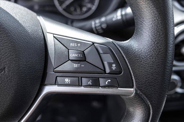 Used 2024 Nissan Sentra SV FWD image 14