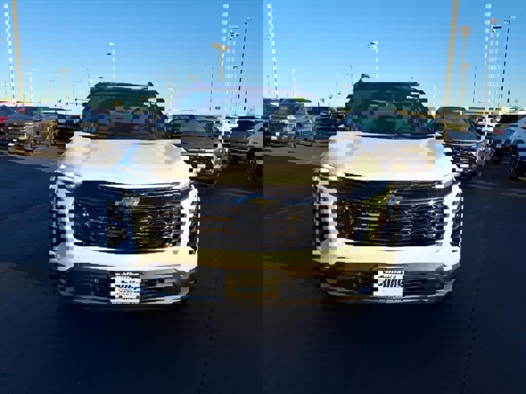 New 2026 Chevrolet Equinox LT w/ Midnight Edition image 5