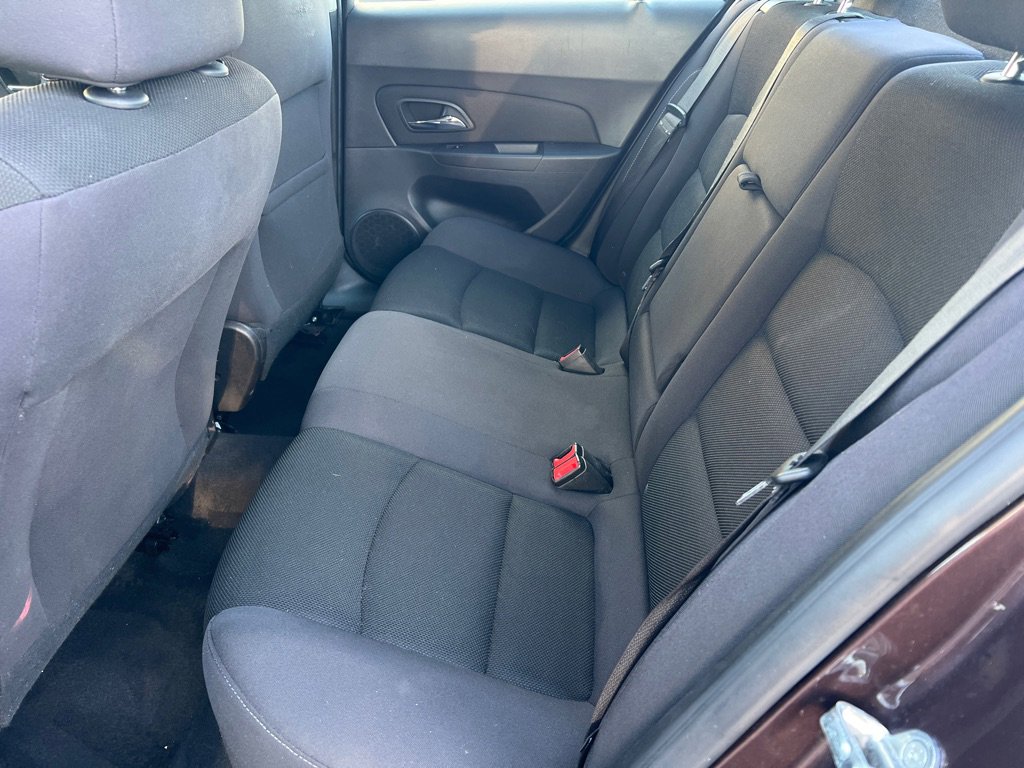 Used 2015 Chevrolet Cruze LT FWD image 21