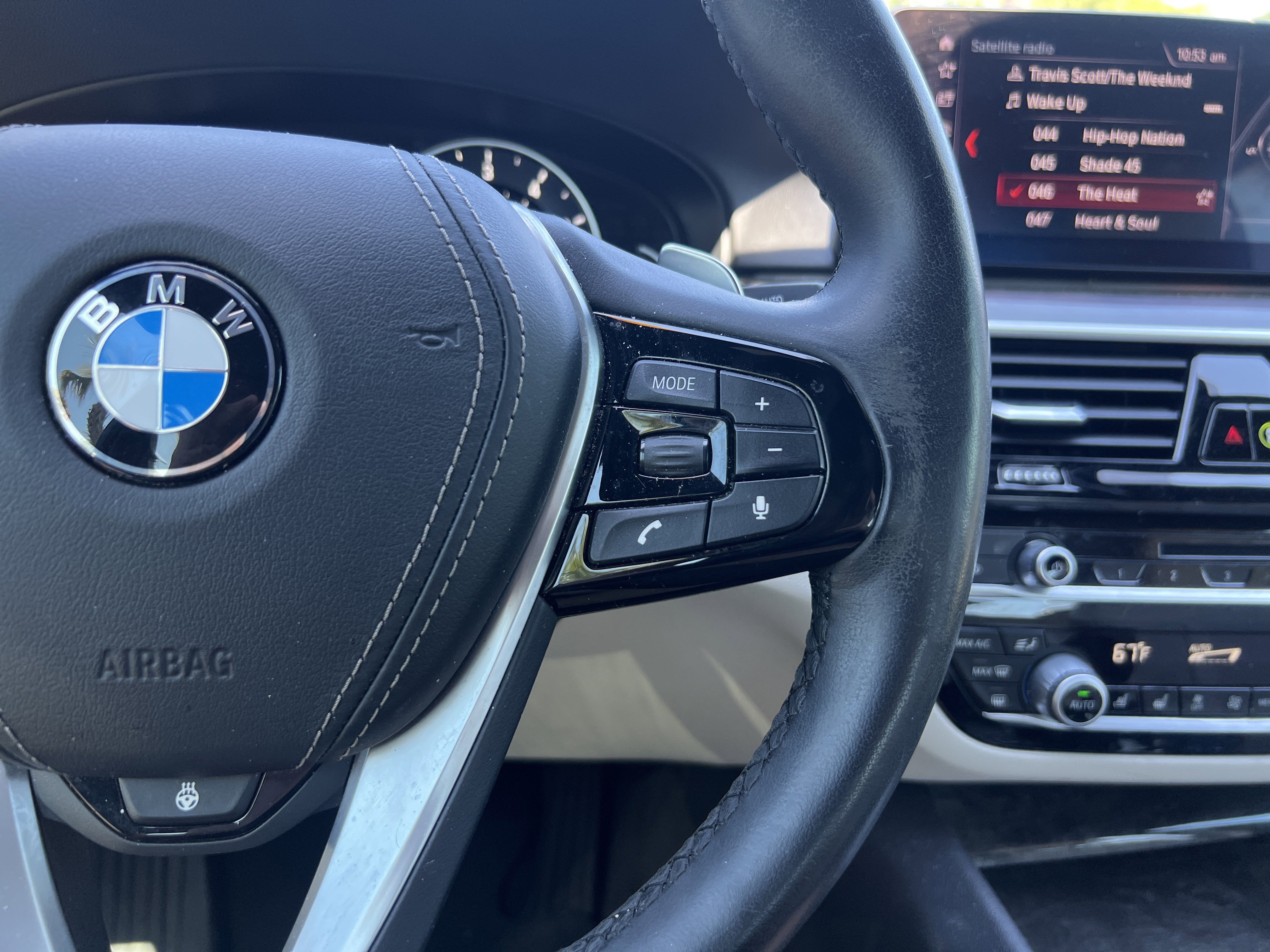 Used 2019 BMW 540i w/ Luxury Seating Package RWD image 20