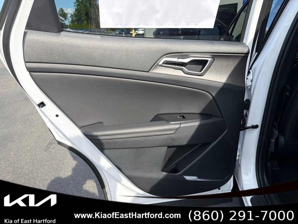 New 2027 Kia Sportage X-Line AWD/4WD image 18
