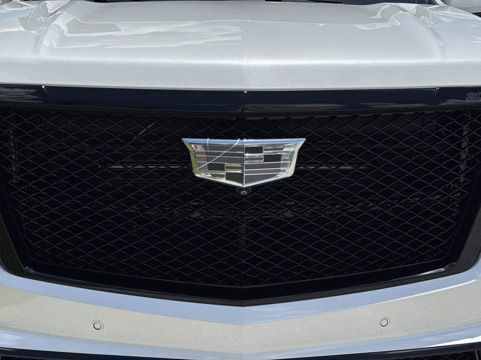 Certified 2024 Cadillac Escalade V w/ LPO, ONYX Package AWD/4WD image 8