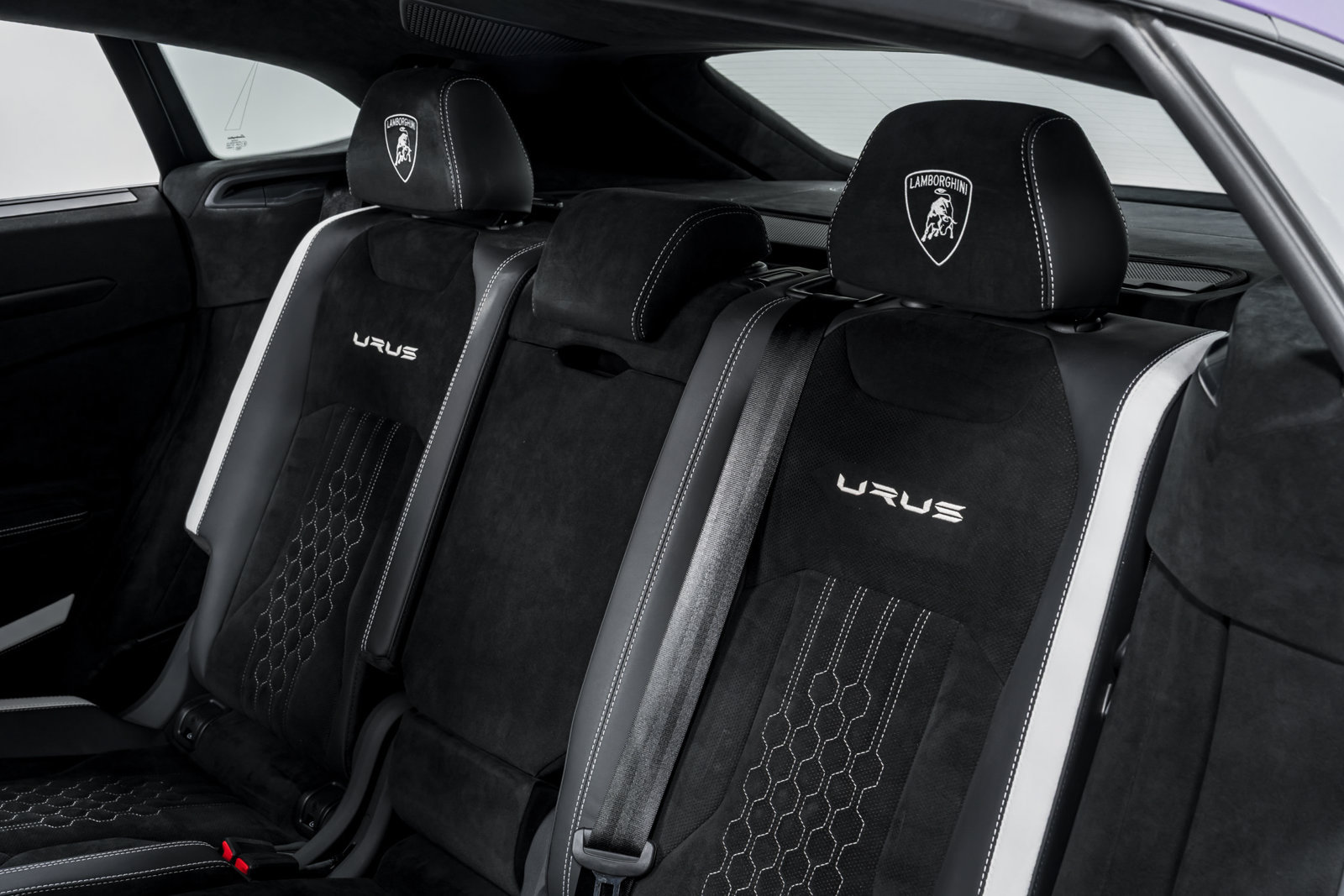 Used 2023 Lamborghini Urus Performante AWD/4WD image 33
