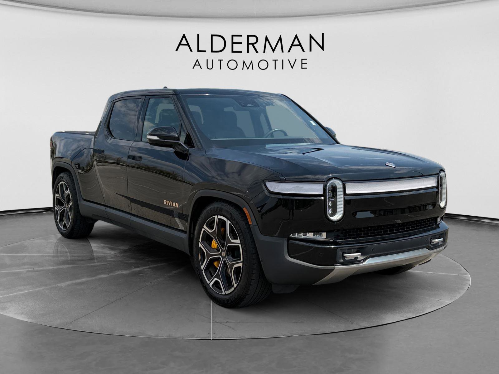Used 2022 Rivian R1T Adventure image 7