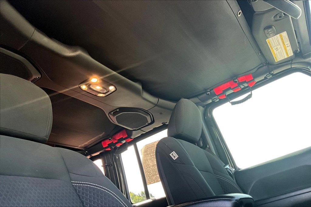 Used 2021 Jeep Wrangler Unlimited Sport AWD/4WD image 17