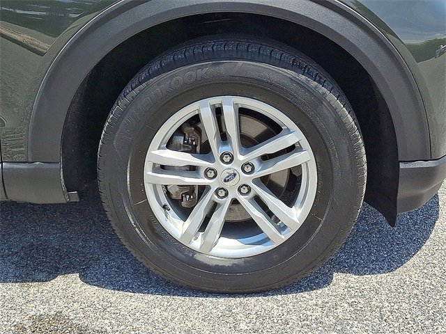 Used 2022 Ford Explorer XLT image 12