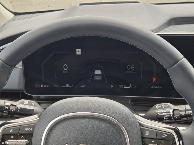 Certified 2025 Kia Carnival SX Prestige FWD image 27
