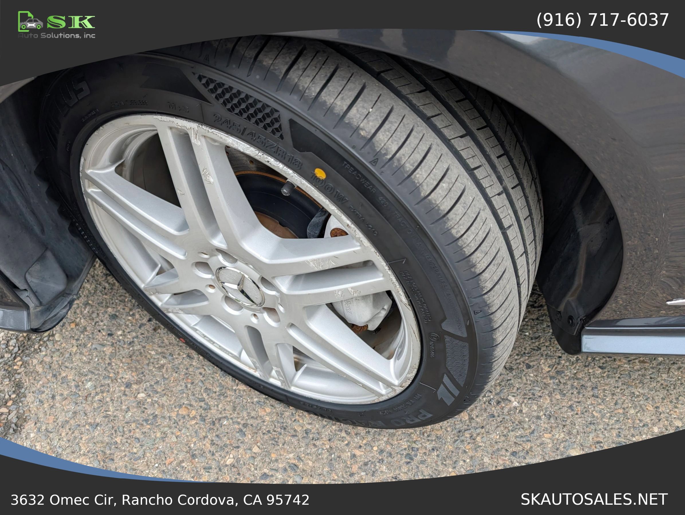 Used 2010 Mercedes-Benz E 550 Sedan image 43