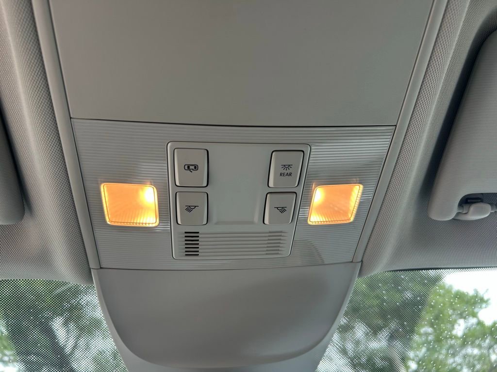 Certified 2025 Volkswagen Taos S image 38